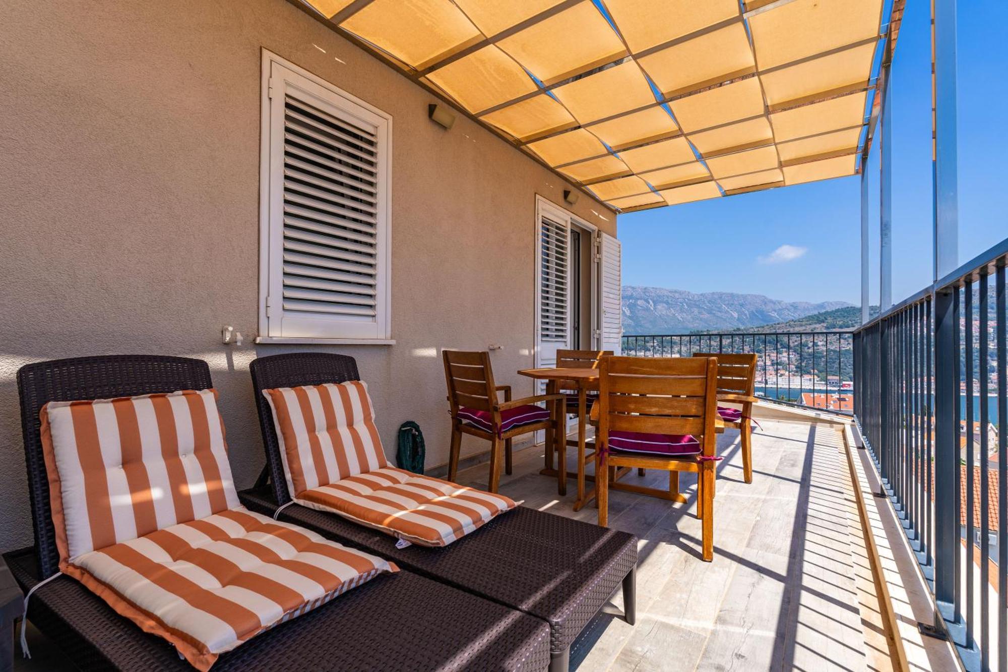 The Panoramic View Penthouse Apartment Sweet Petite ドゥブロブニク エクステリア 写真
